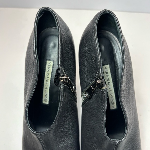 Vera Wang Lavender Black Heeled Booties Women Sz 6.5- Quiet Luxury Vtg Peep Toe - Picture 7 of 10